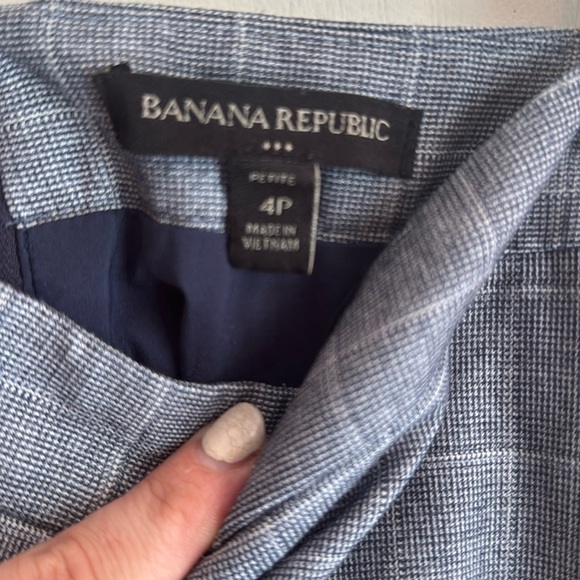 Banana Republic Gray Pencil Skirt Knee-Length Work - Picture 2 of 4